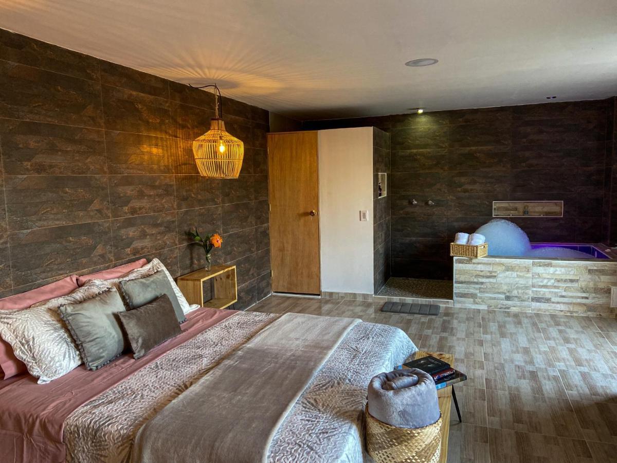 Cabanas Con Jacuzzi Y Chimenea - Casa Floral, Marinilla Eksteriør billede