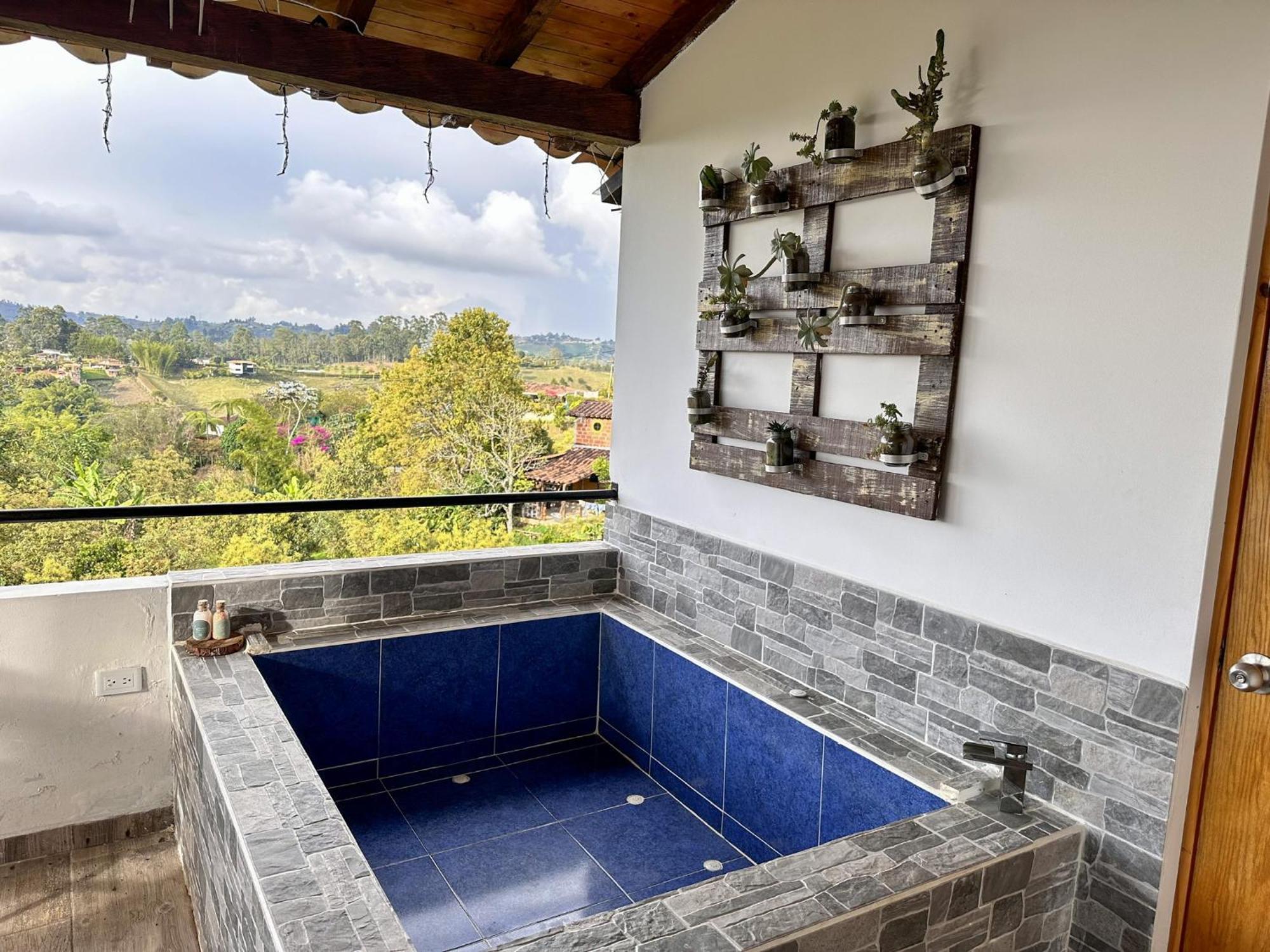 Cabanas Con Jacuzzi Y Chimenea - Casa Floral, Marinilla Eksteriør billede