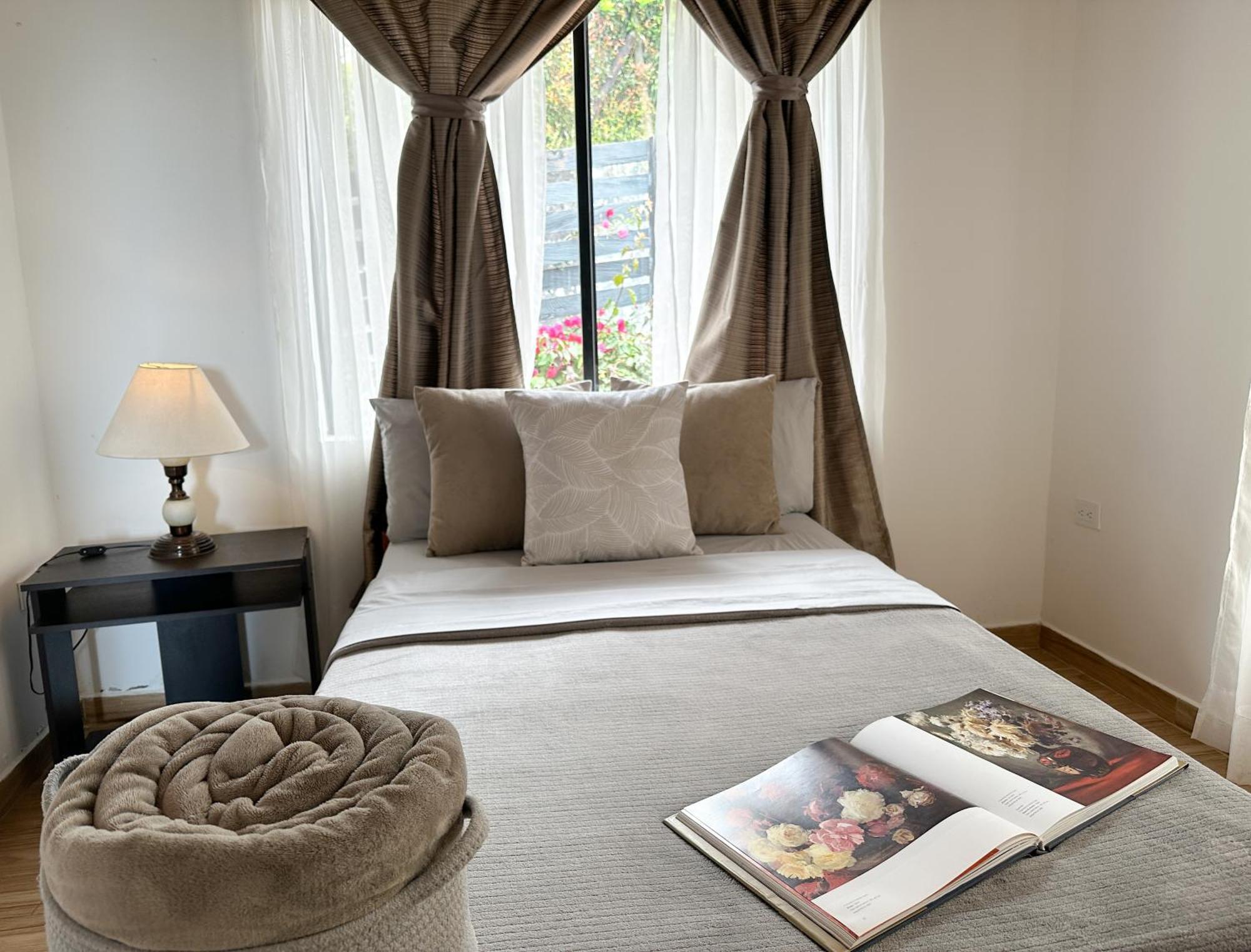 Cabanas Con Jacuzzi Y Chimenea - Casa Floral, Marinilla Eksteriør billede